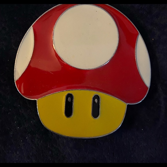 Vintage Mario Bros’s Mushroom Belt Buckle. - Picture 1 of 2